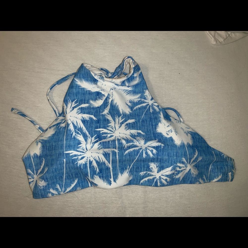 Bikini Top - Picture 2 of 3